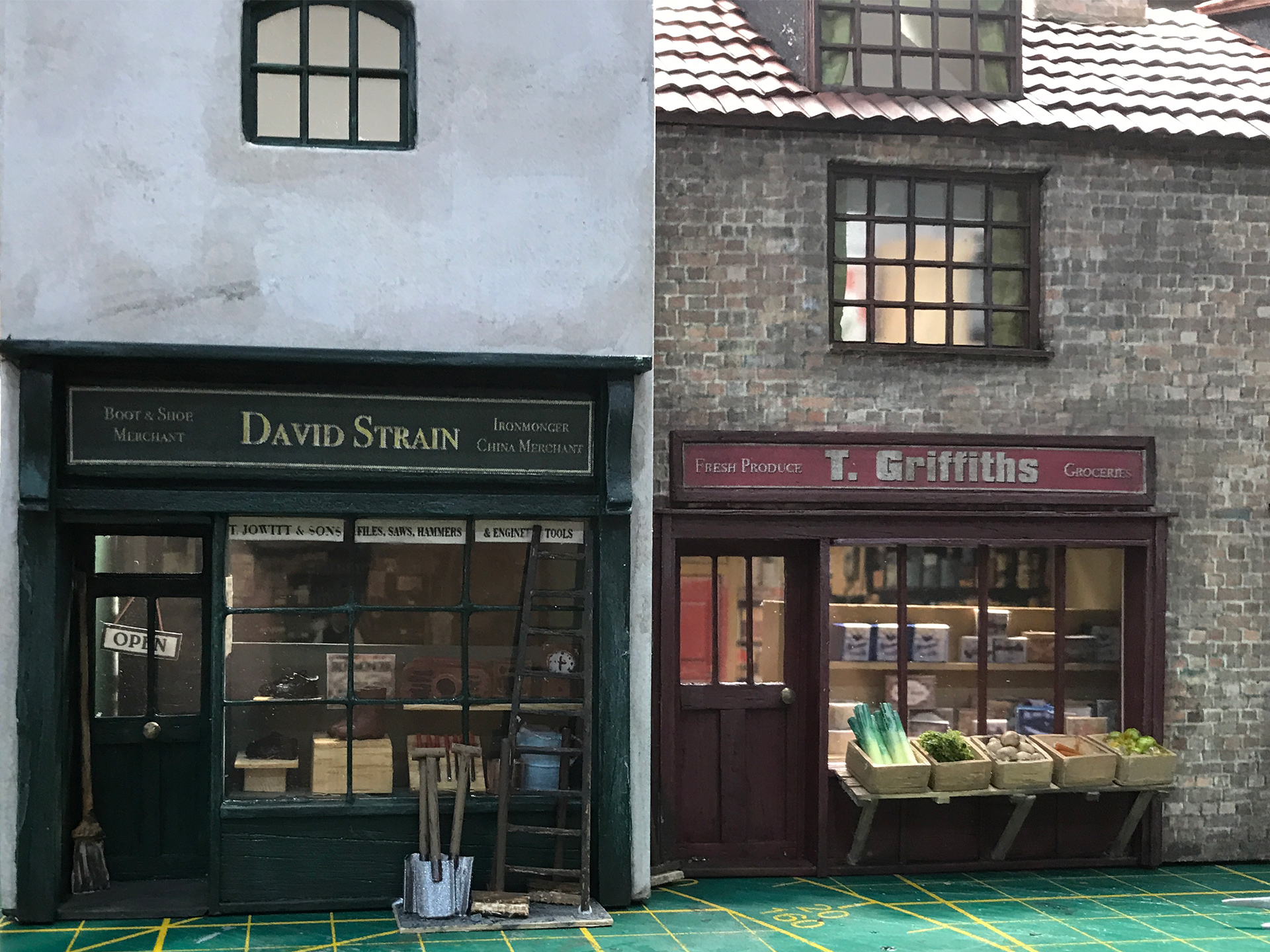 Close up of the newest shops in Meifford - the leeks look nice and fresh