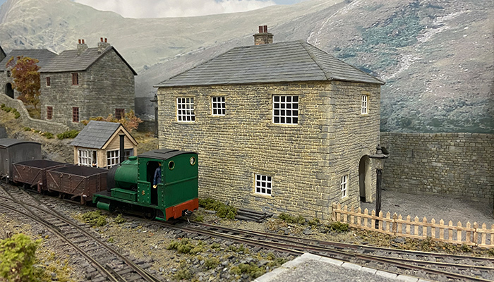 loco page header